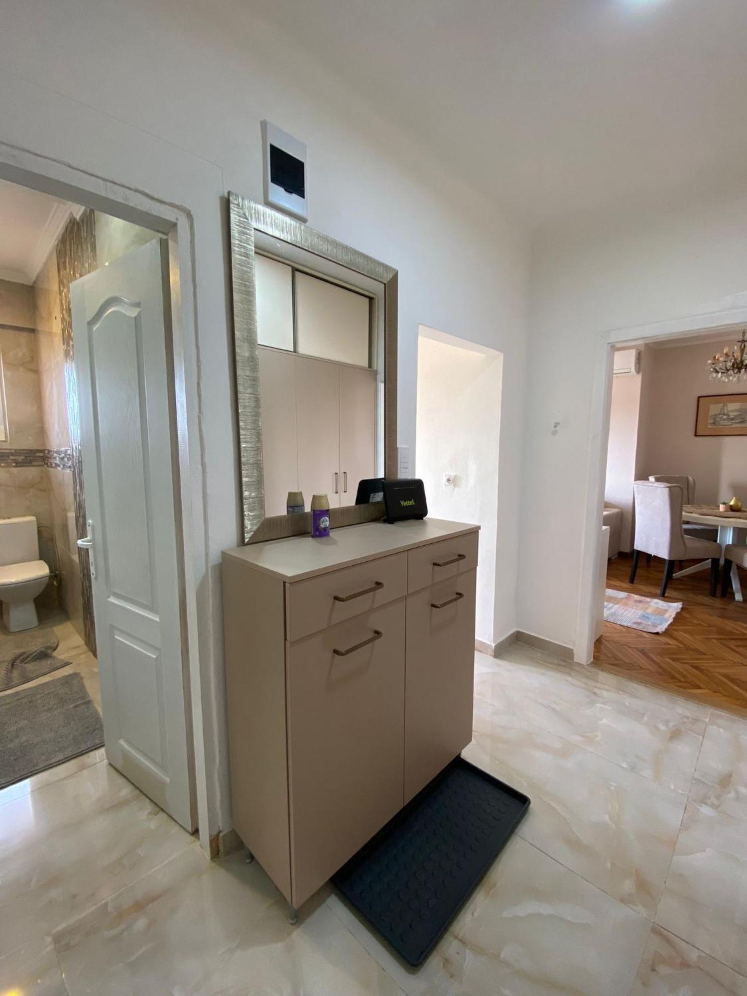 Apartment Wellness Belgrado Exterior foto