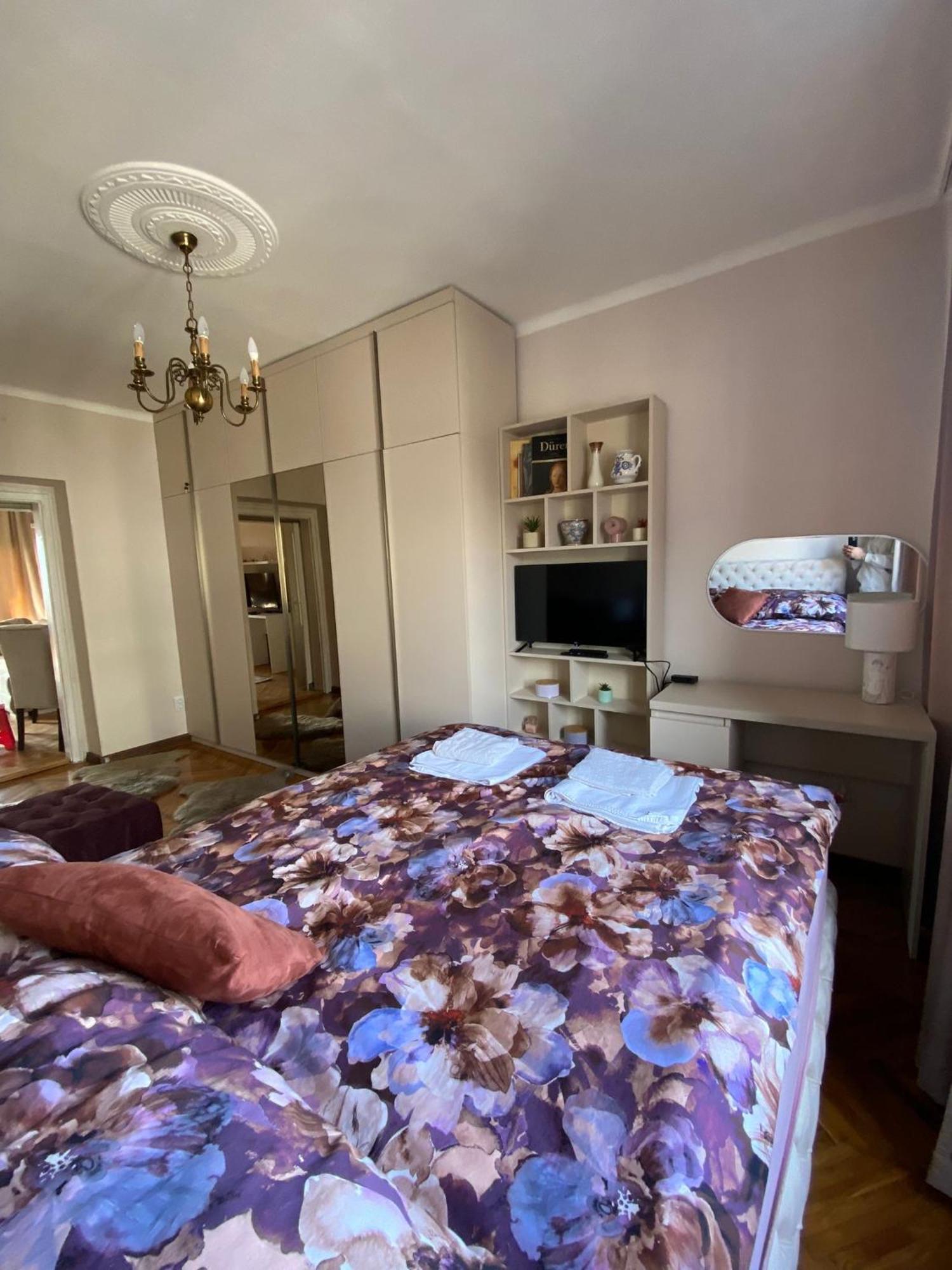Apartment Wellness Belgrado Exterior foto